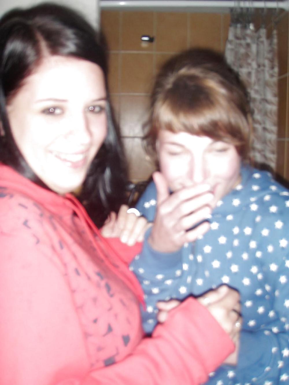 25P Shower Teens