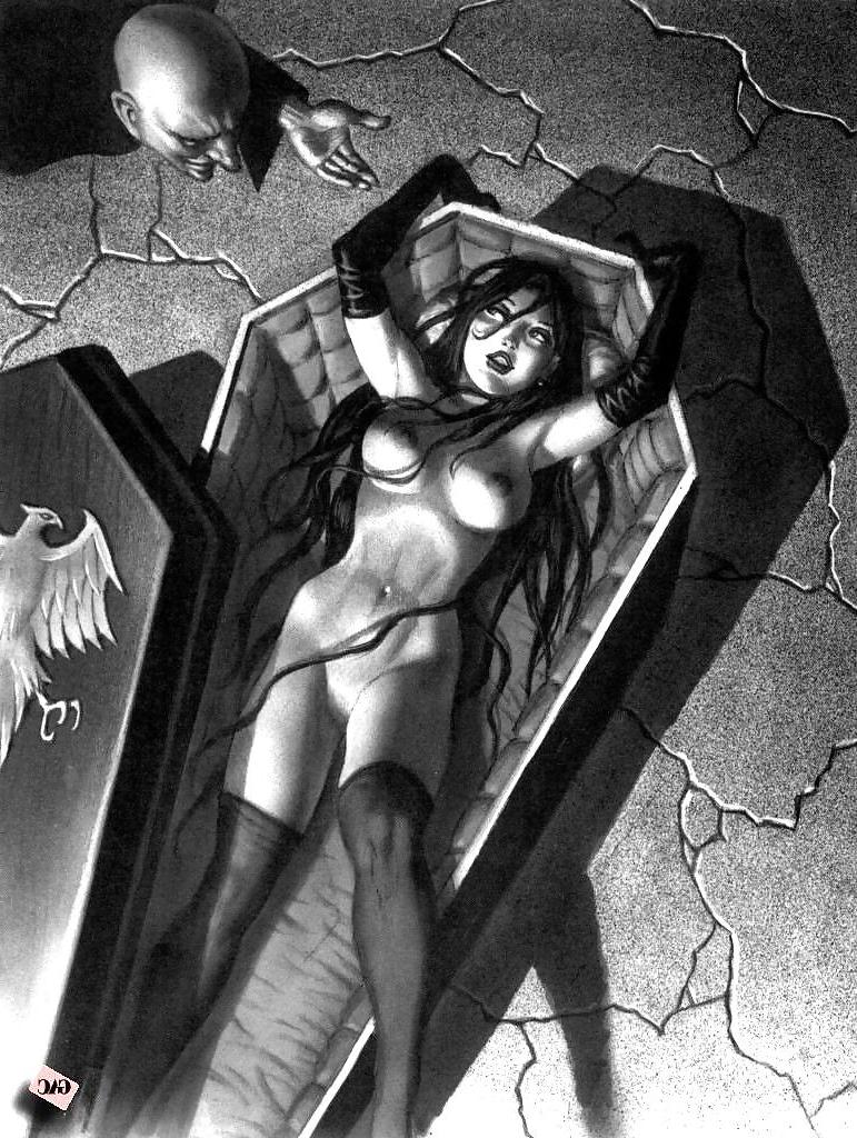 25P Rich Larson - Haunted House of Lingerie 02