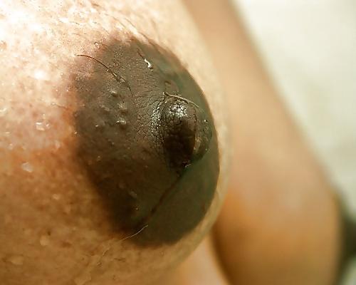 7P Dark nipples