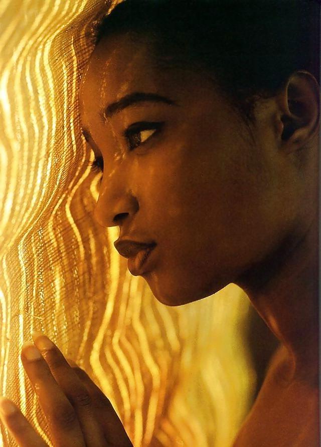 25P BLACK LADIES by Uwe Ommer