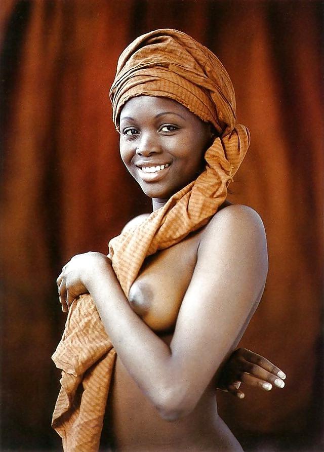 25P BLACK LADIES by Uwe Ommer