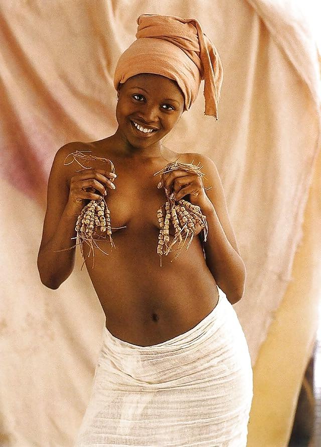 25P BLACK LADIES by Uwe Ommer