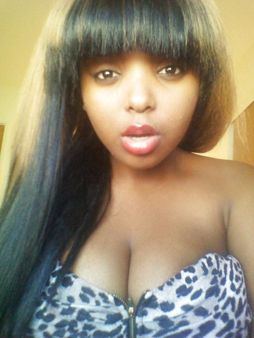 25P Cum on my bouncing black titties