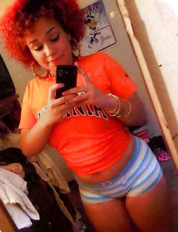 25P Big booty black teens
