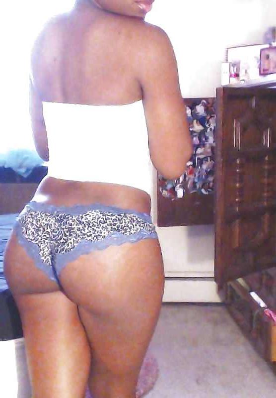 25P Big booty black teens