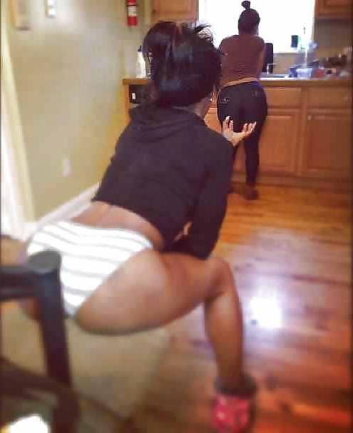 25P Big booty black teens