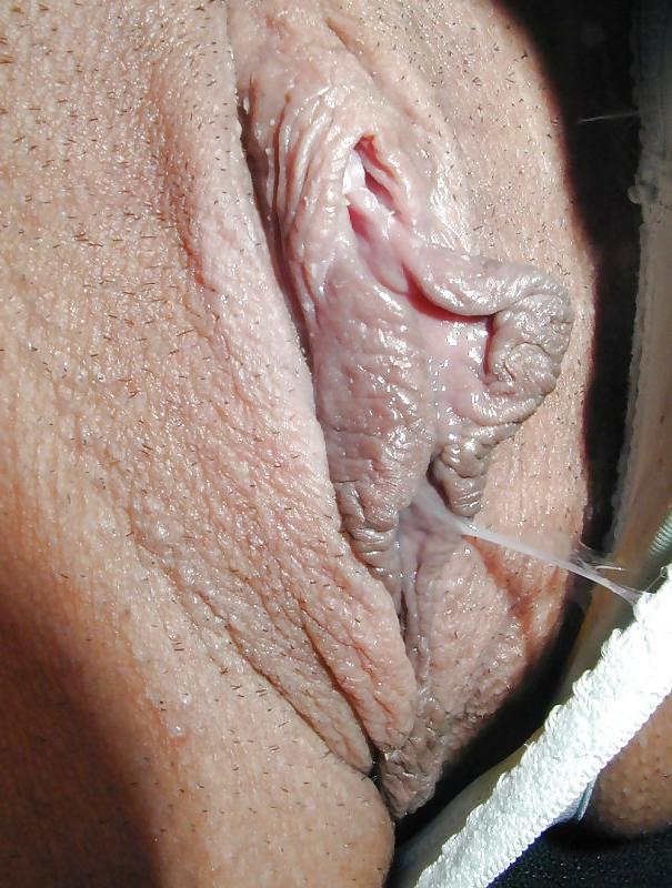 16P I love big labia