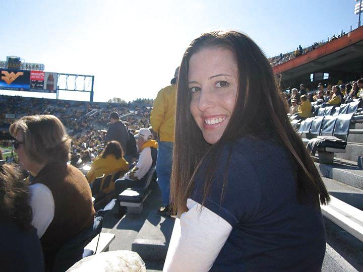 24P Sexy neighbor I want to fuck (What would you do?)