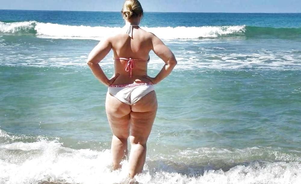 19P Candid BBW Favories