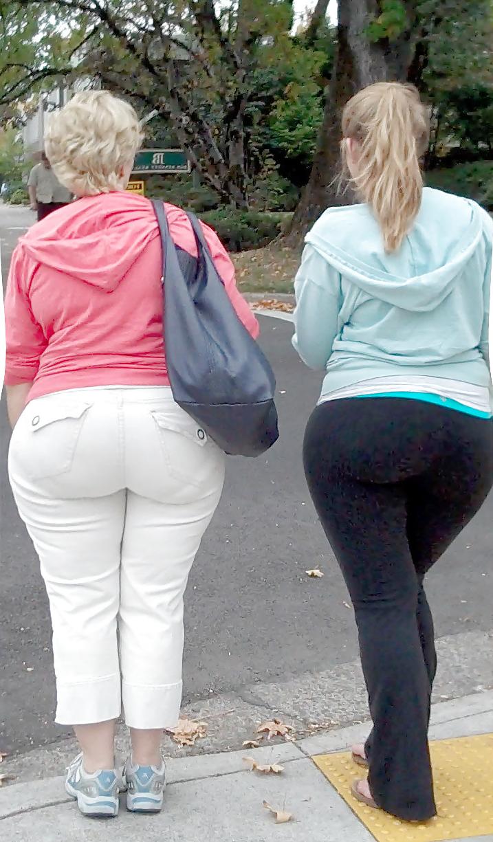 19P Candid BBW Favories