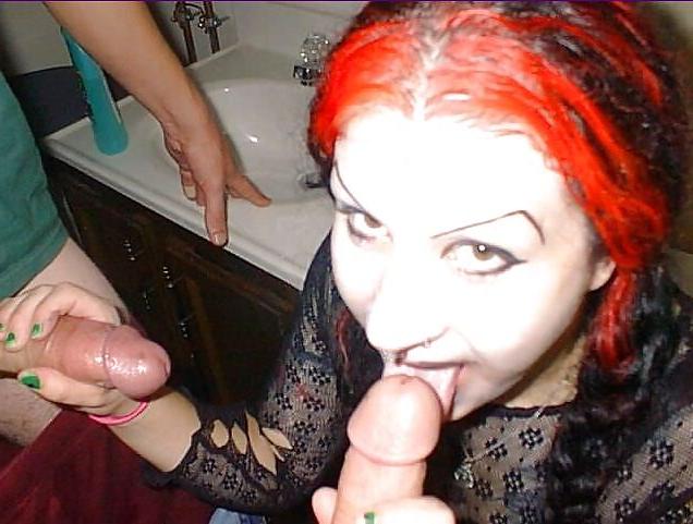 20P Gothic Chick