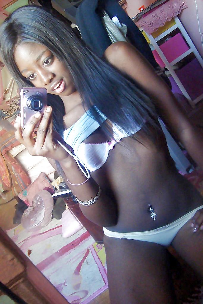 25P Amateur Black Girls 76