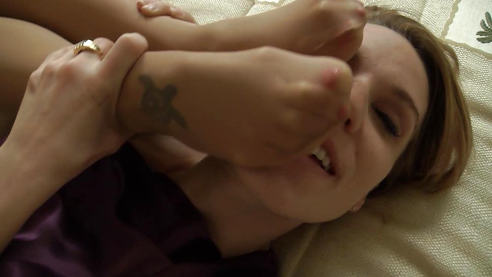 25P Lesbian Stockings & Foot Fetish