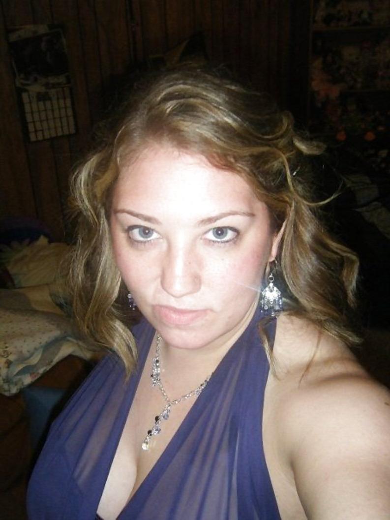 18P Huge tit amateur BBW