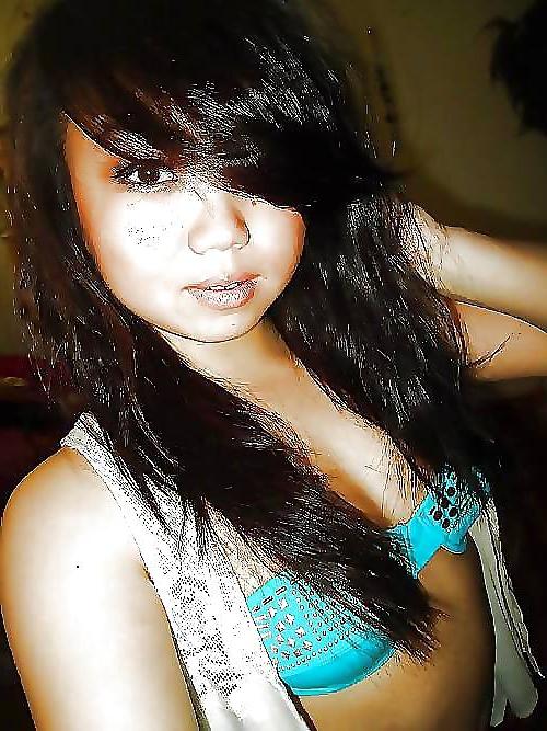 25P Asian girls hmong