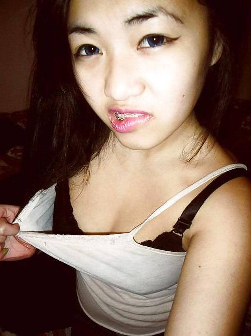 25P Asian girls hmong