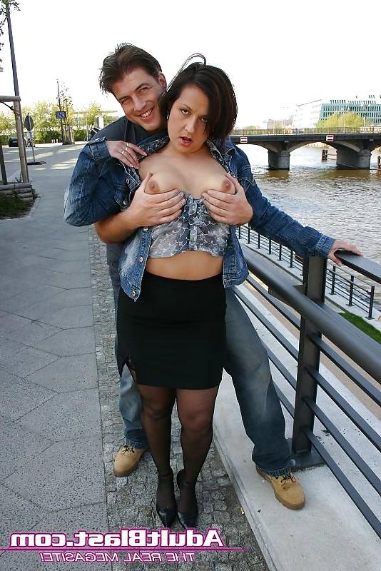 25P SEXY MILF EXHIBITIONIST FUCKS STRANGERS IN PUBLIC