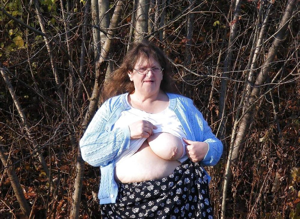 25P Grannies BBW Matures #50