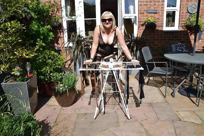 25P Gorgeous mature lady 2