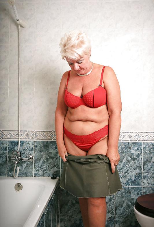 11P Granny in shower