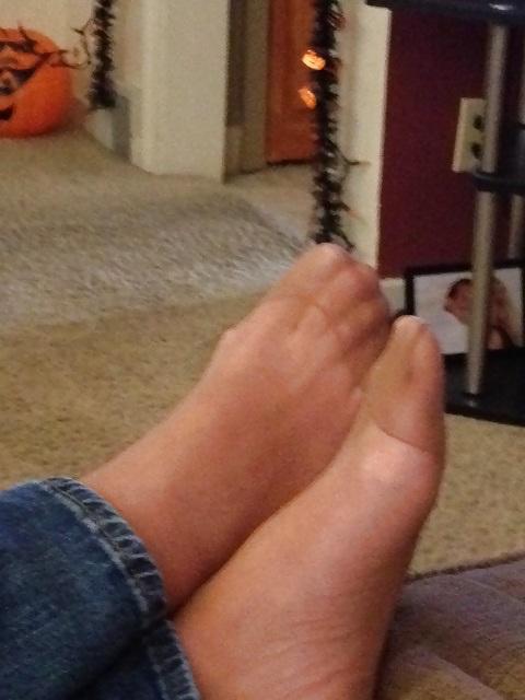 11P More candids of my pantyhose feet and toes.