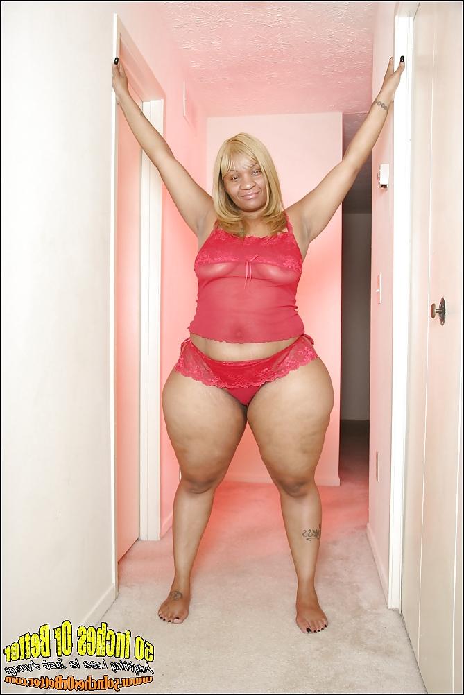 14P Kream's Red Lingerie