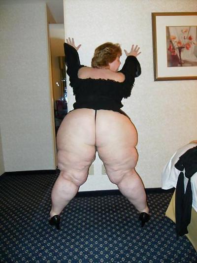 25P Ssbbw & Bbw are my favs I love big women