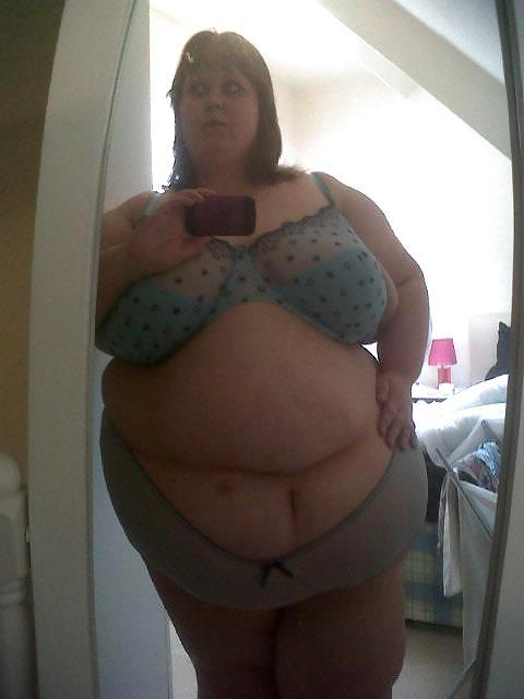 25P Ssbbw & Bbw are my favs I love big women