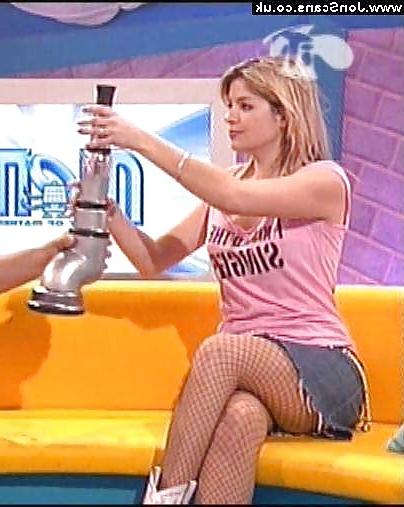 8P Holly Willoughby - Hot British Celeb, Sexy Pics!