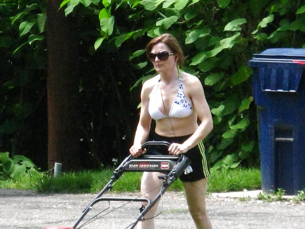 11P Neighbor cutting her lawn