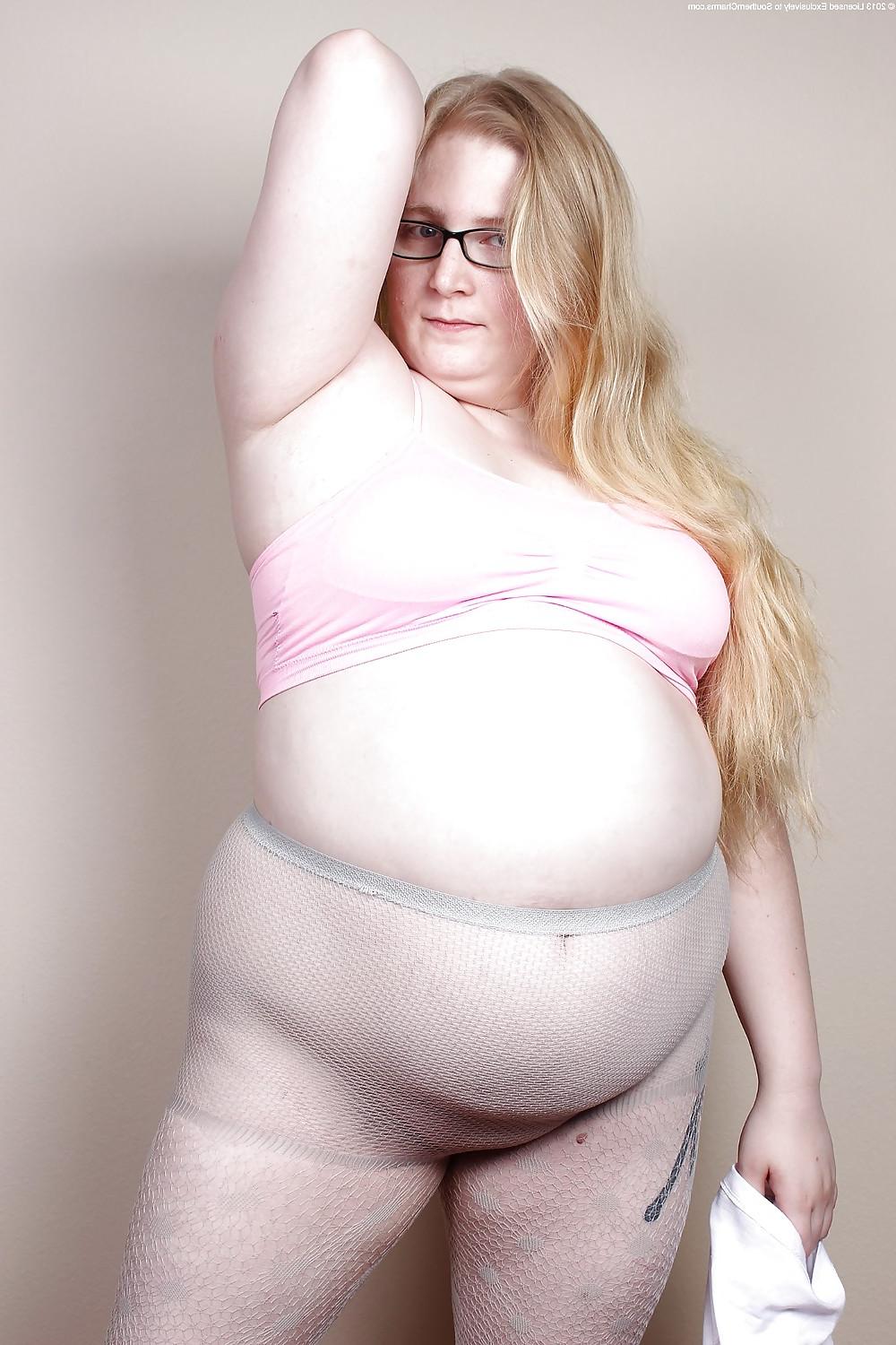 20P Bbw in pantyhose