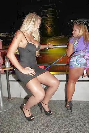 6P Andressa Urach e Yani de Simone Upskirt dancing funk