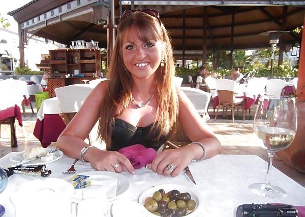 11P Hot British girl 
