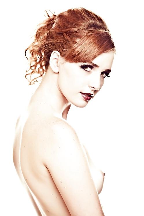 25P Gorgeous redhead 8