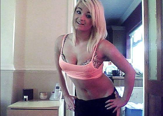 13P British slut 