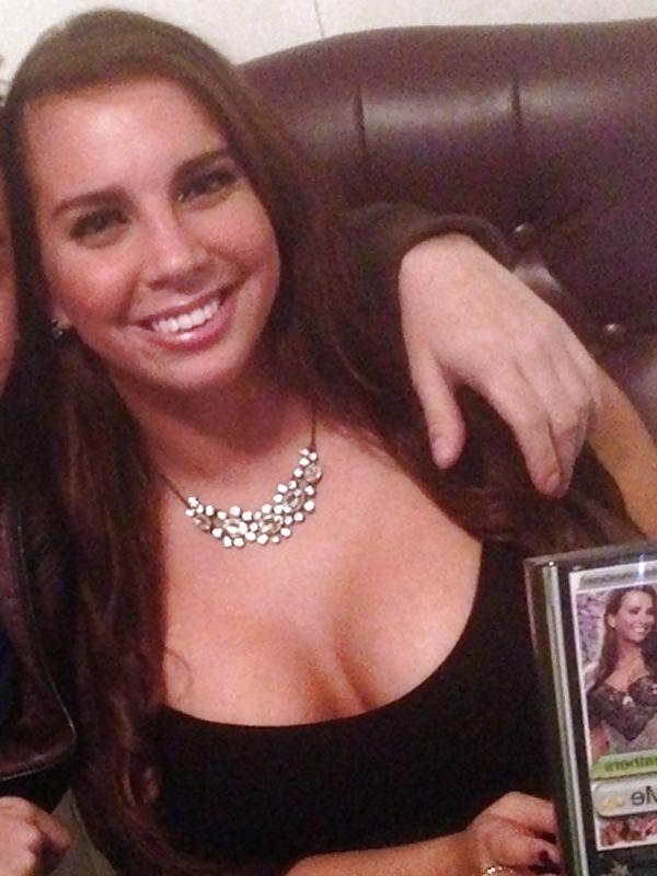 6P Sydney Leathers Topless Pole Dancing Career Has Begun
