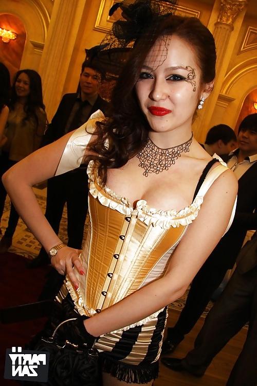 20P Asian Kazakh girls party