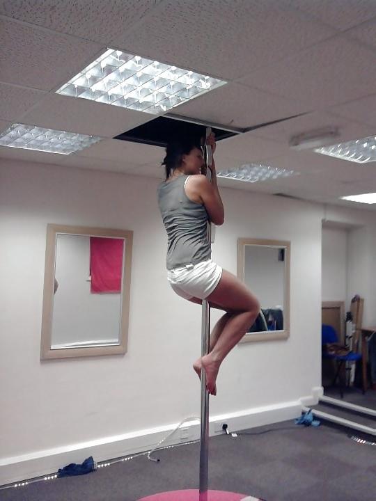 25P Hot dancing