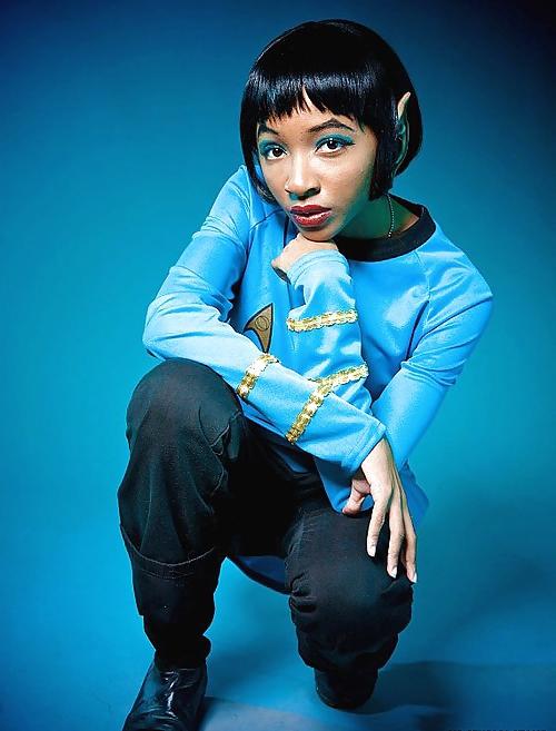 25P Nerdy Black Girls