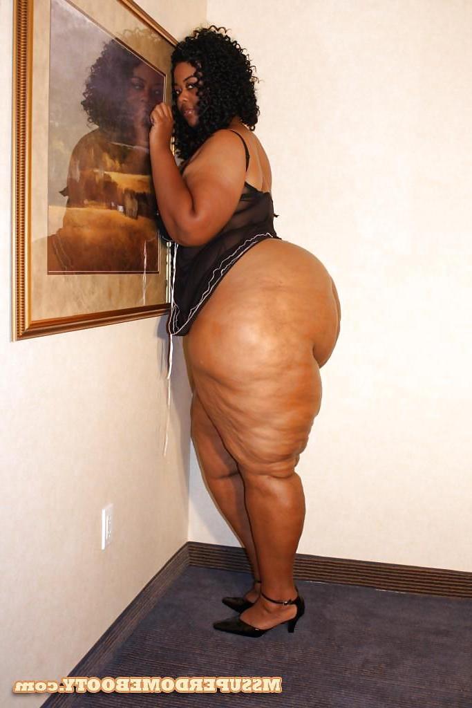 15P EBONY BBW