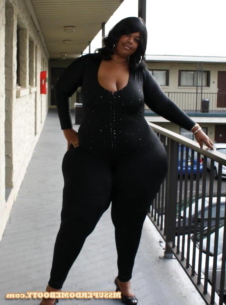 15P EBONY BBW