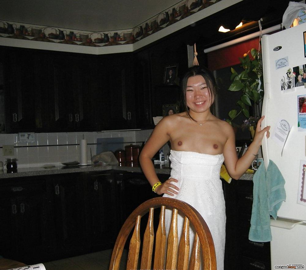 14P Asian GF posing and sucking dick