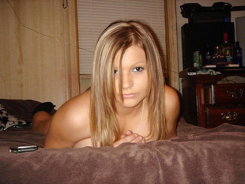 25P Naughty Maine Girl