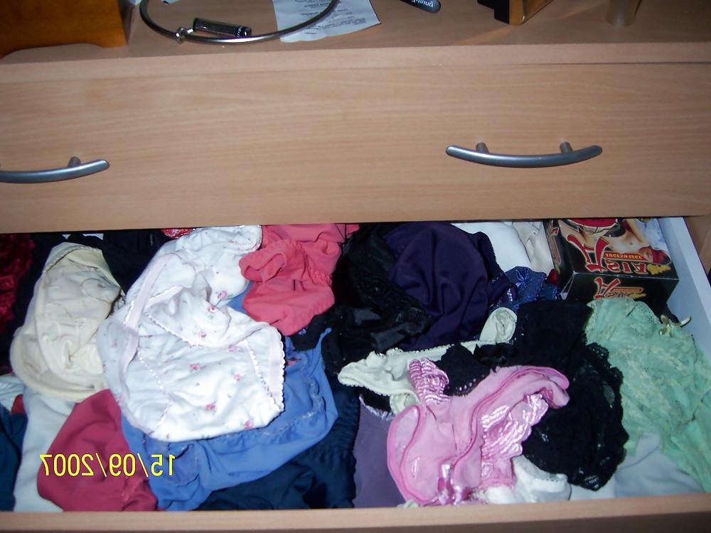 16P Wifes  underwear  pantys 1