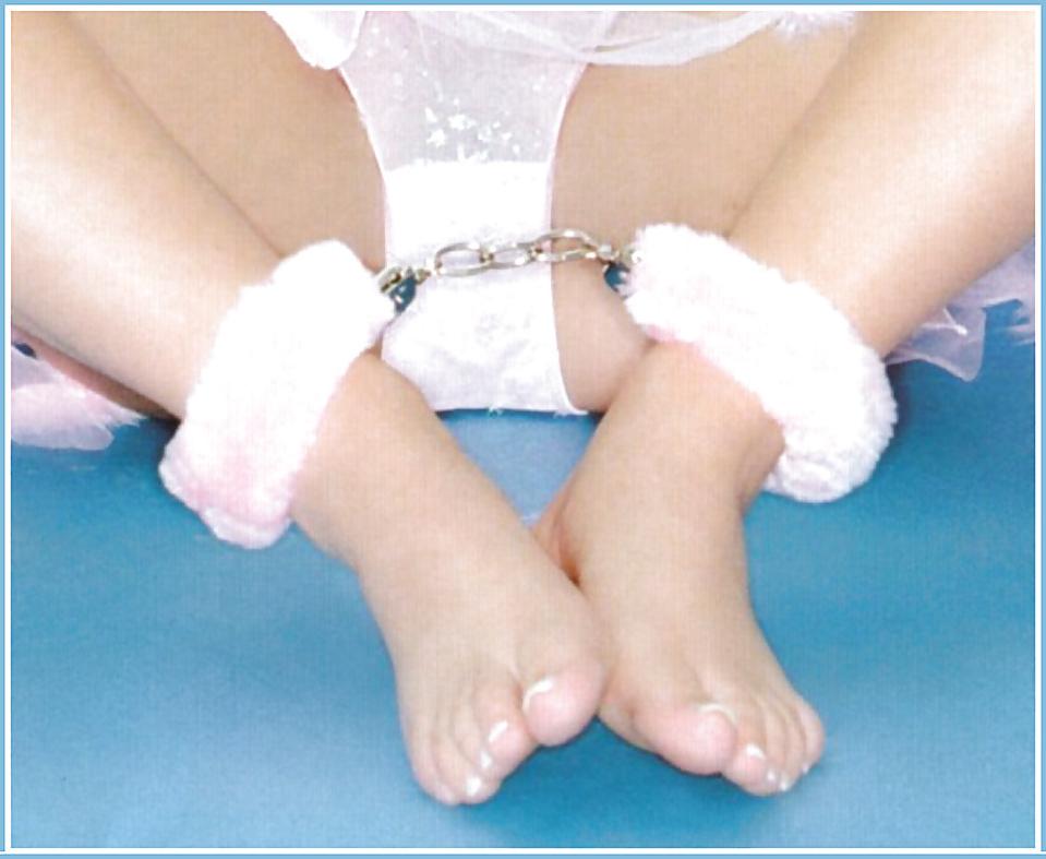 25P My gorgeous girls feets