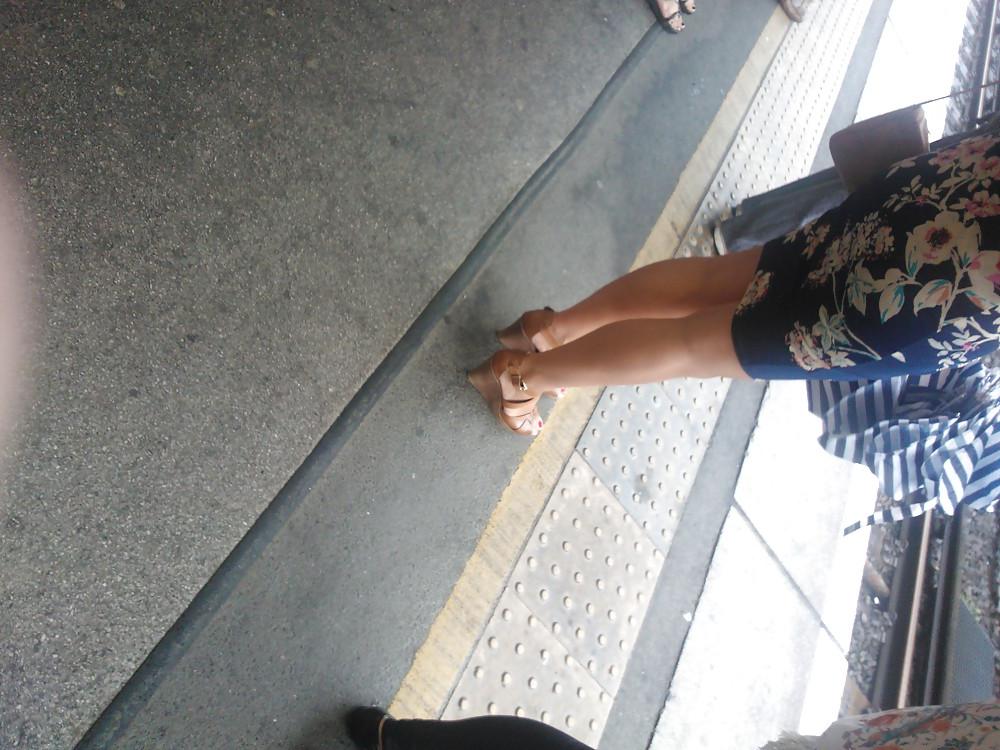 8P Stunning feet in public