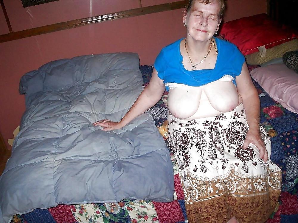 25P Grannies BBW Matures #53