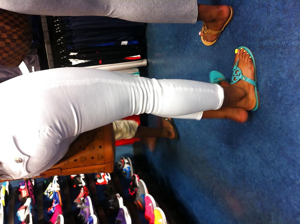 25P Legs,feet and ass