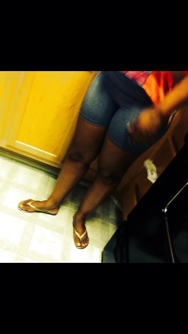 25P Legs,feet and ass