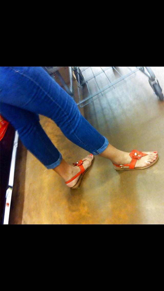 25P Legs,feet and ass
